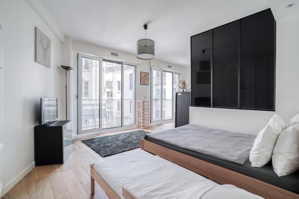 Appartement Tour Eiffel - Champs-elysees Parijs